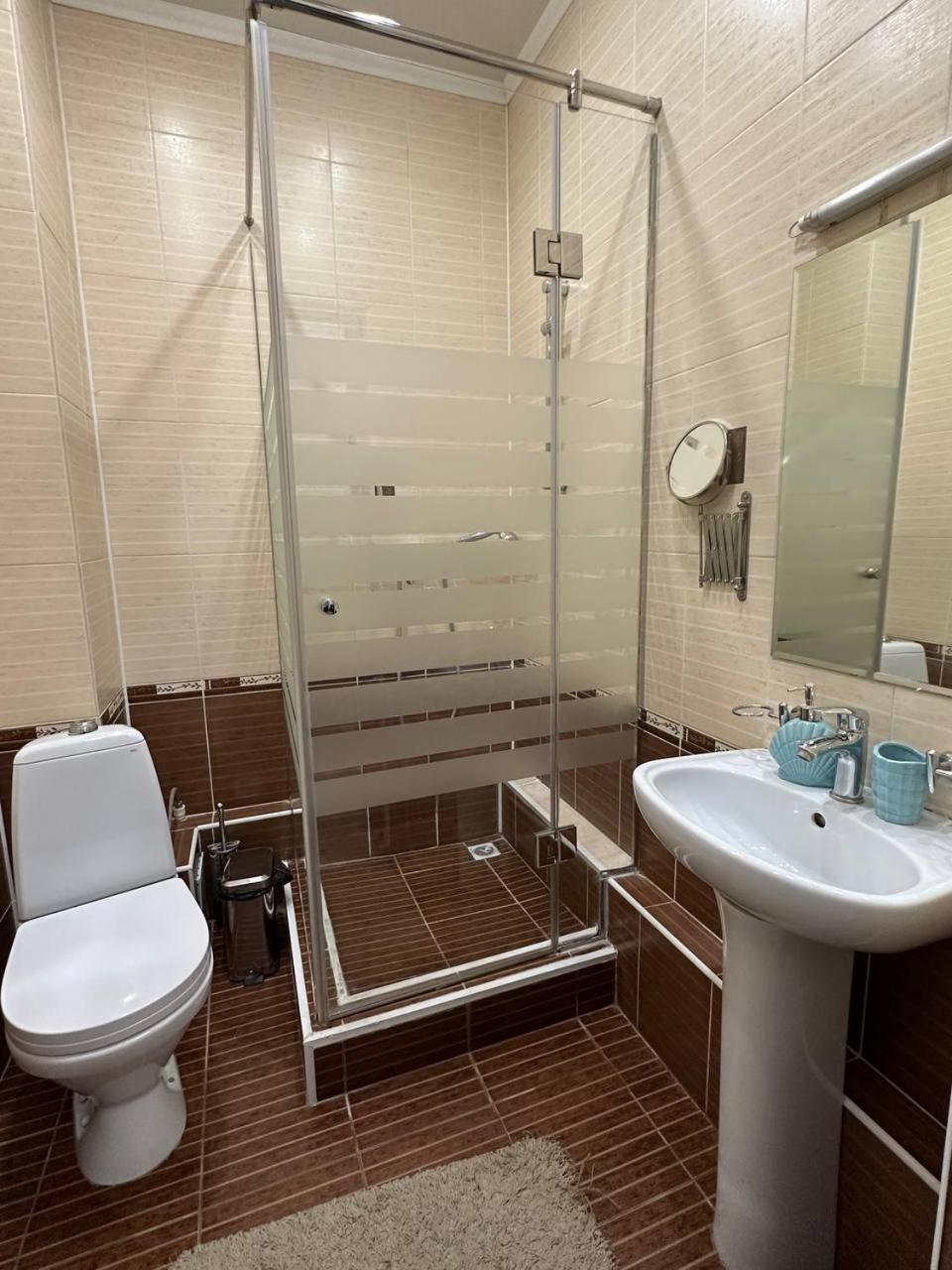 Tanzharyk Hotel Aqtöbe Esterno foto
