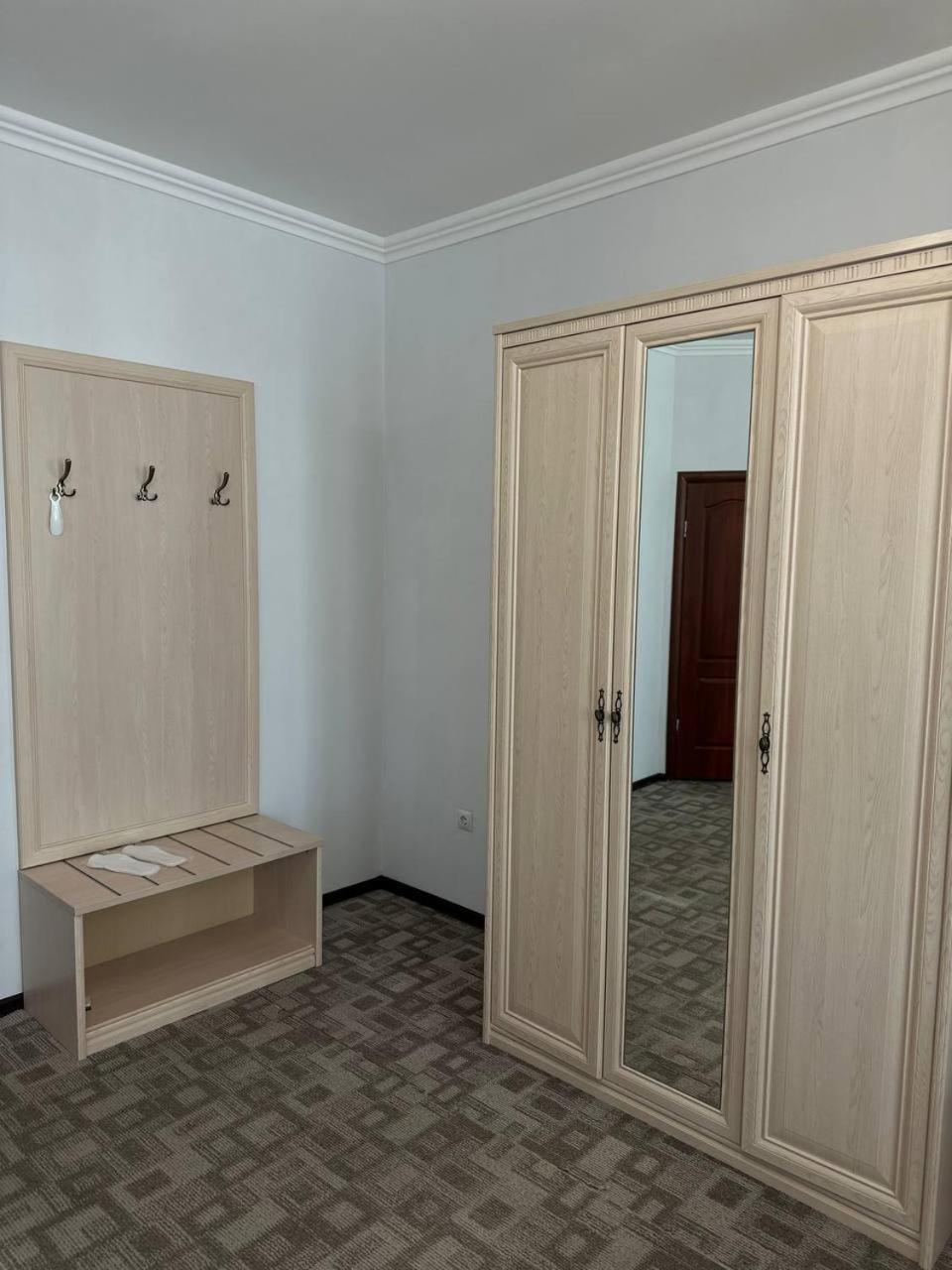 Tanzharyk Hotel Aqtöbe Esterno foto