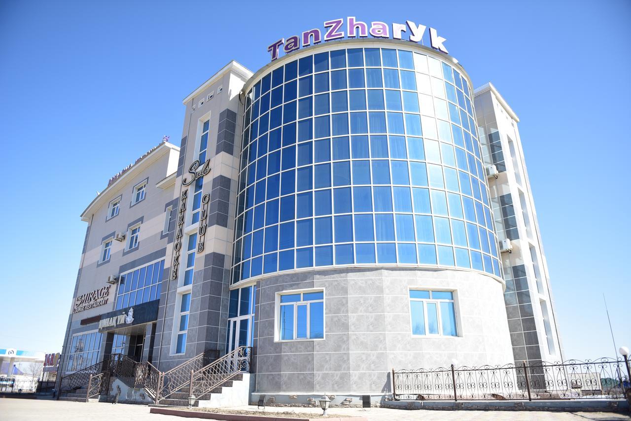 Tanzharyk Hotel Aqtöbe Esterno foto